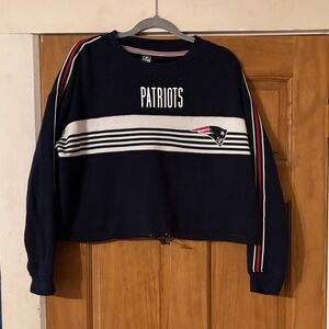 Patriots Navy Cropped Sweatshirt